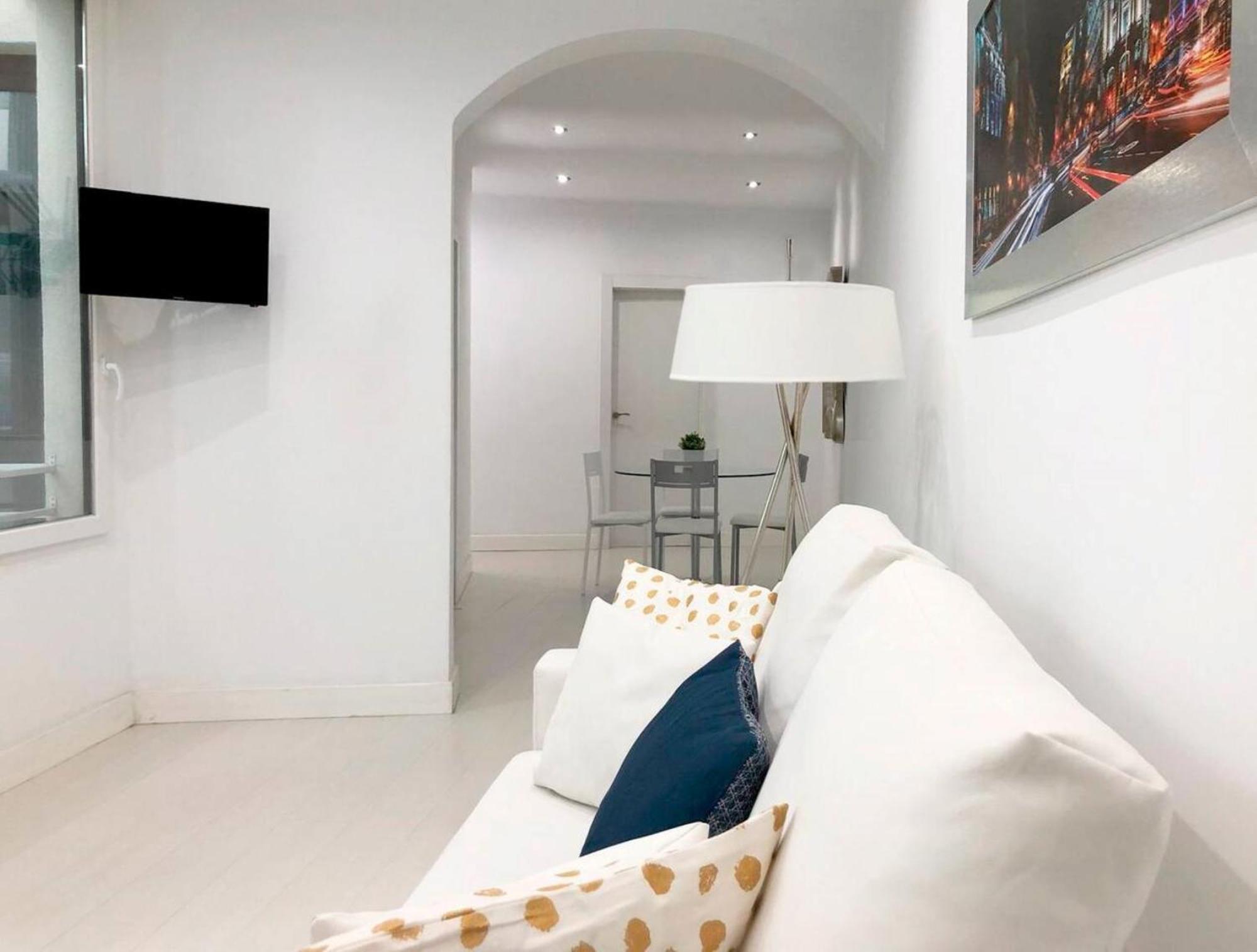Apartamento De Diseno En Plaza Mayor Мадрид Экстерьер фото